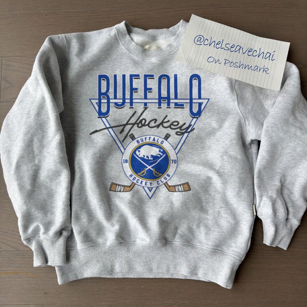 Vintage Buffalo Sabres Hockey Sweatshirt 90s NHL Buffalo Sabres Unisex Shirt